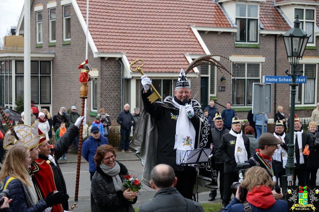 ../Images/Sleuteloverdracht gemeentehuis 2017 032.jpg
